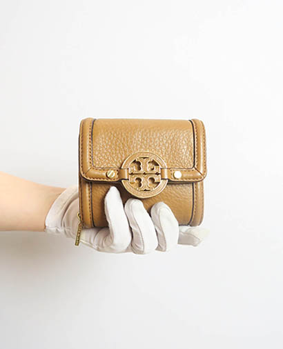Tory Burch Amanda Trifold Wallet, front view